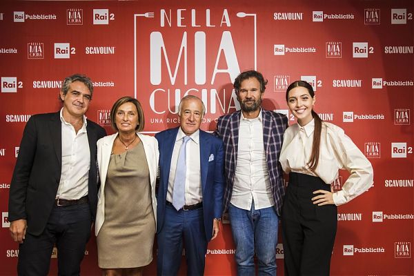 CARLO CRACCO TORNA IN TV CON IL COOKING SHOW “NELLA MIA CUCINA”