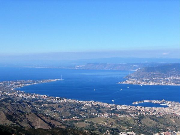 STRETTO DI MESSINA, VENERDÌ SCIOPERO. DISAGI PER CHI DOVRÀ TRAGHETTARE