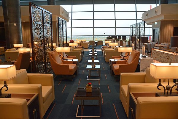 EMIRATES INAUGURA NUOVA LOUNGE PREMIUM FIUMICINO
