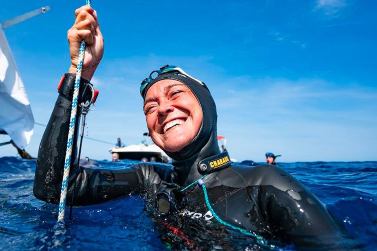 MONDIALE DI APNEA OUTDOOR, TERZA MEDAGLIA D’ORO PER ALESSIA ZECCHINI