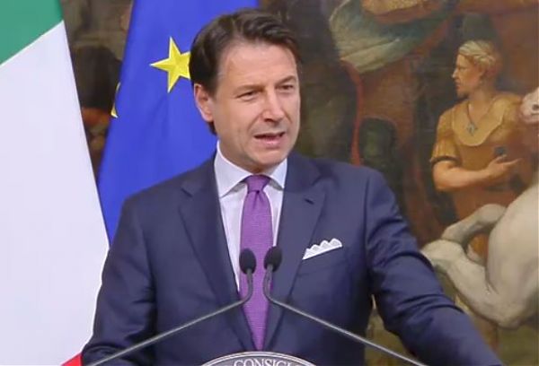 CONTE “SFIDARE L’UE METTE A RISCHIO I RISPARMI”