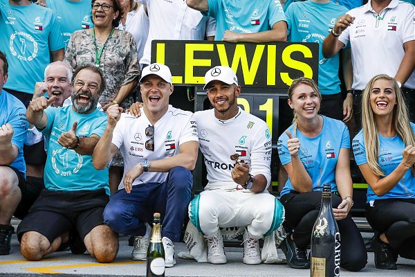 Hamilton-Bottas_imago35729018h