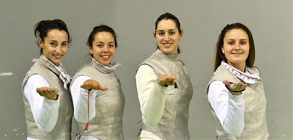 ITALIA-Fioretto-femminile-CAIRO