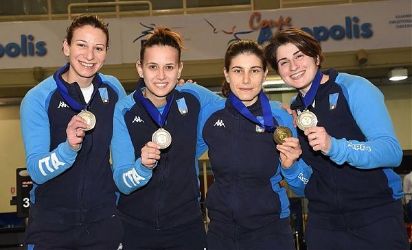 AZZURRE DELLA SCIABOLA SUL PODIO AD ATENE