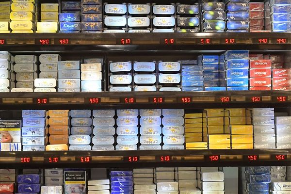 TABACCAIO UCCIDE LADRO NEL TORINESE