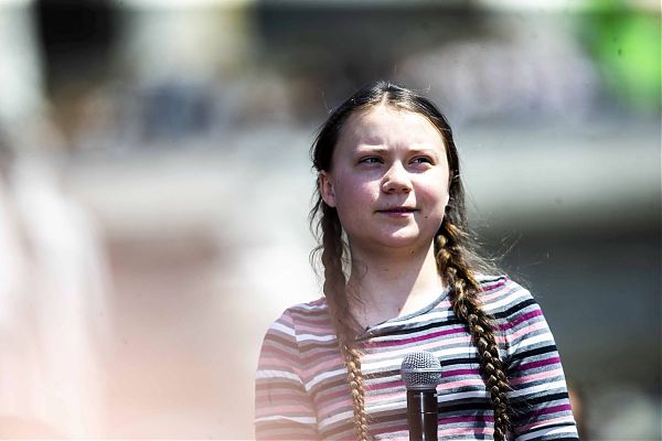 GRETA SFERZA I LEADER DEL MONDO “SOLO PAROLE VUOTE”