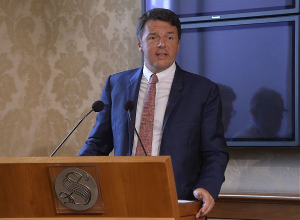 RENZI “SERVE UN GOVERNO ISTITUZIONALE”