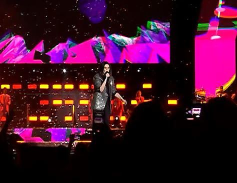 PAUSINI PRIMA DONNA SUL PALCO DEL CIRCO MASSIMO