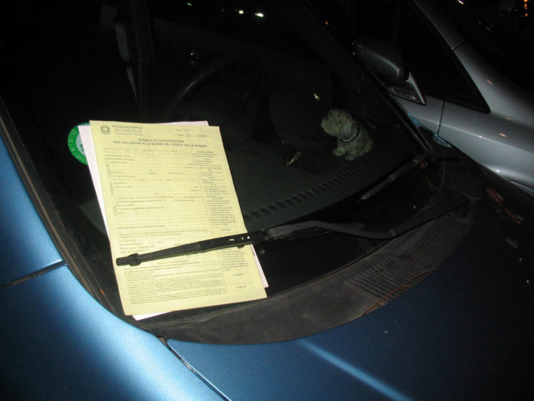 BOOM MULTE STRADALI MA POCHI PAGANO