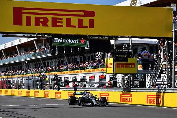 GP CANADA. ISOLA “FANTASTICA LOTTA VETTEL-HAMILTON”