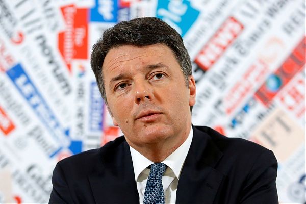 RENZI DICE ADDIO AL PD