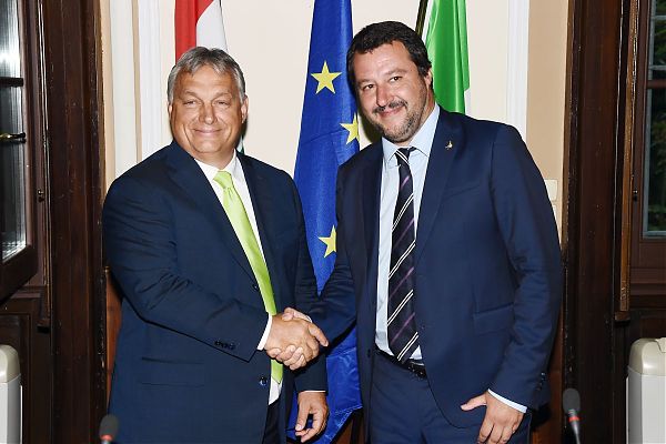 SALVINI INCONTRA ORBAN: “VICINA SVOLTA UE”