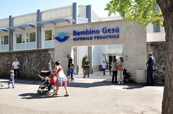 MIGLIORA BIMBA PICCHIATA DA COMPAGNO MADRE