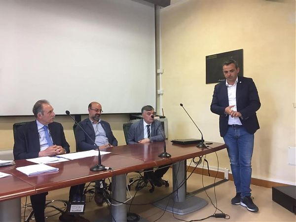 BARDI A SEDUTA DI COMUNITÀ PARCO APPENNINO LUCANO VAL D’AGRI-LAGONEGRESE