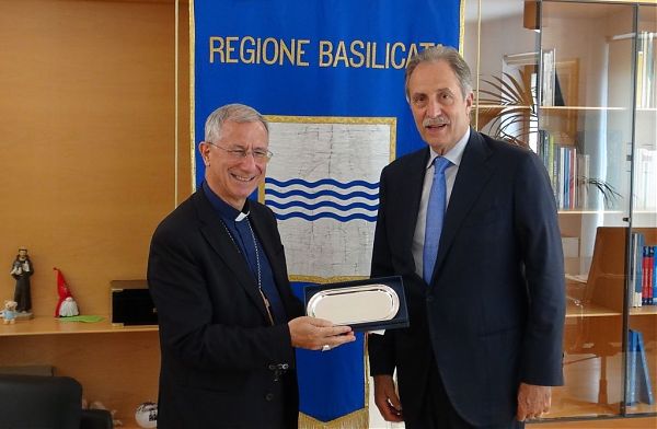 BARDI RICEVE L’ARCIVESCOVO DI MATERA-IRSINA CAIAZZO
