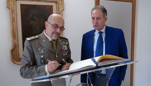 BARDI INCONTRA GENERALE DI DIVISIONE DE CICCO