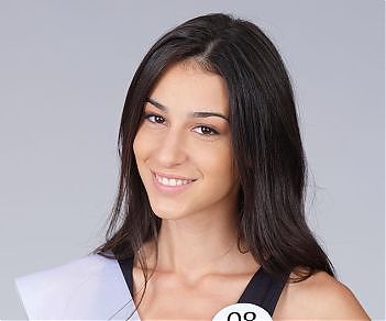 MISS ITALIA, INSULTI A CONCORRENTE CON PROTESI