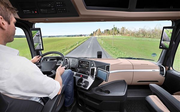 TRACCIA NUOVI PERCORSI NEL SETTORE DEL TRASPORTO MERCI