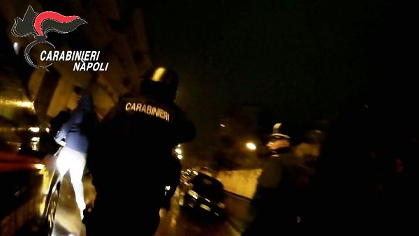 NAPOLI, SCOPERTO TRAFFICO INTERNAZIONALE DROGA