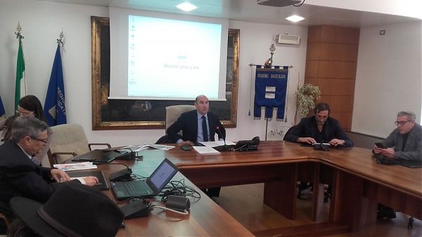 PUBBLICATO AVVISO PER AMPLIARE PLATEA REDDITO INSERIMENTO