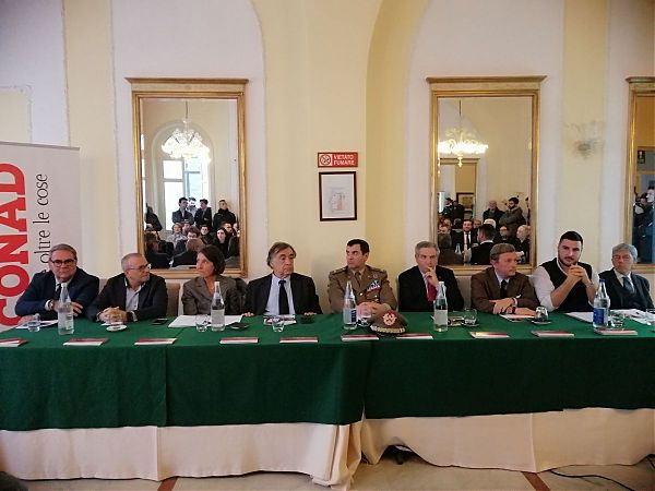 CAMPIONATI ITALIANI PALERMO: PRESENTATI LOGO E SPONSOR
