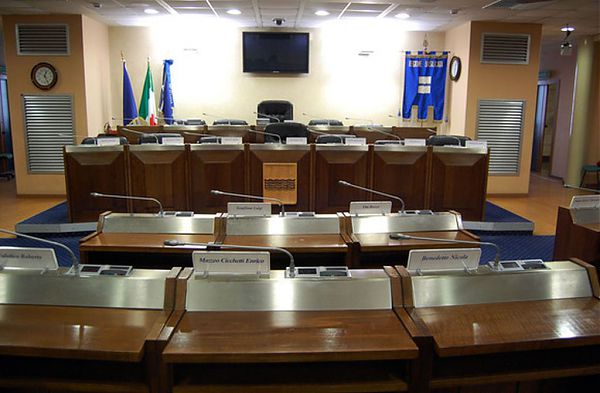 AVVISO VOUCHER PMI, NESSUN CAOS PER APERTURA SPORTELLO