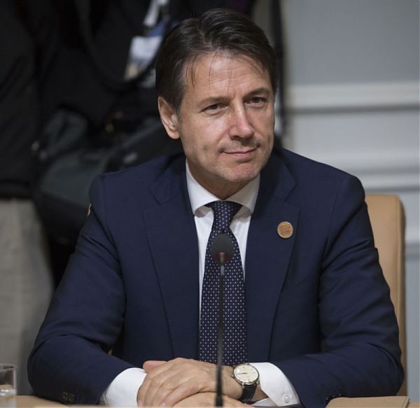 CONTE: “VALUTIAMO NAZIONALIZZAZIONE STRADE”