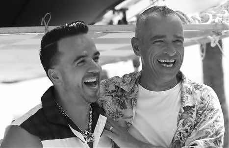 EROS RAMAZZOTTI DUETTA CON LUIS FONSI