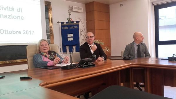 FRANCONI A LEZZI “FINANZIAMENTI PER SERVIZI FERROVIARI”