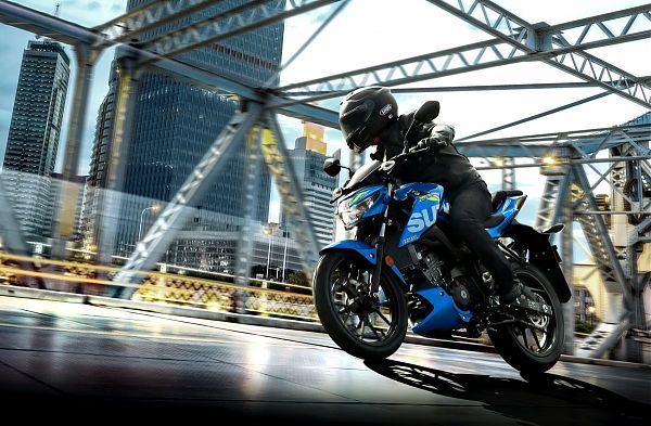 gsx-s125-2019-action-1