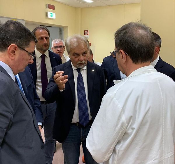 SERVIZIO PSICHIATRICO OSPEDALI MATERA-POLICORO, LEONE “SEGUO VICENDA”