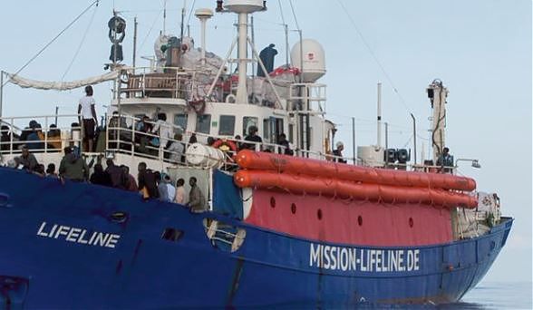 LIFELINE A MALTA, CONTE “QUOTA MIGRANTI IN ITALIA”
