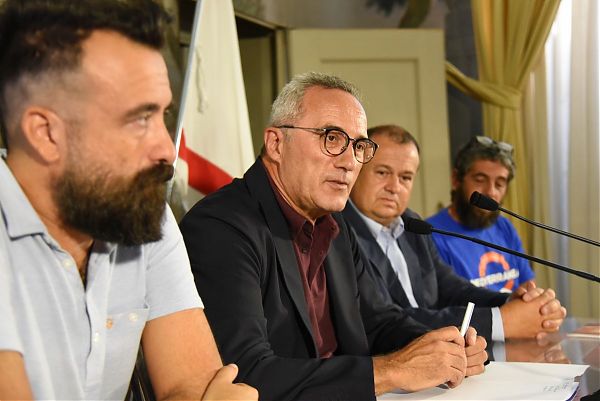 TOSCANA: A CECINA MARE IL MEETING ANTIRAZZISTA