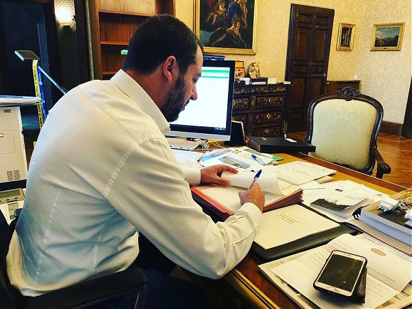 MANOVRA, SALVINI: “NESSUN PASSO INDIETRO”