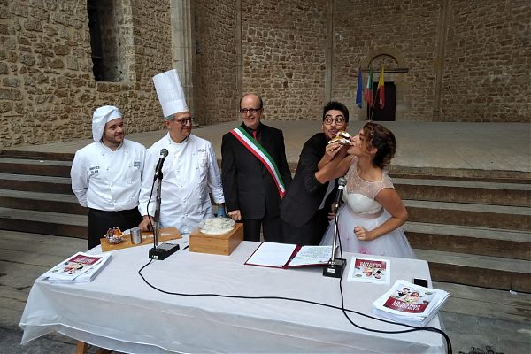 LA FUITINA SBAGLIATA, I SOLDI SPICCI”FIERI PER OPERA PRIMA”