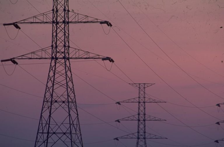 RIALZO PREZZI ENERGIA NON FERMA I CONSUMI