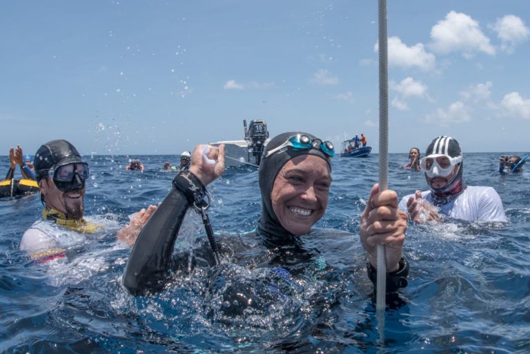 ZECCHINI RECORD IN APNEA “ORA MONDIALI INDOOR”