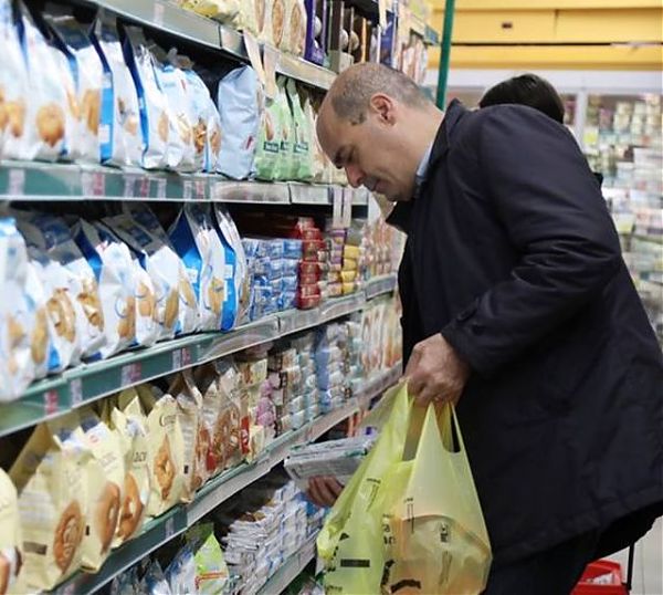 ZINGARETTI “CHI PUÒ AIUTI BANCO ALIMENTARE”