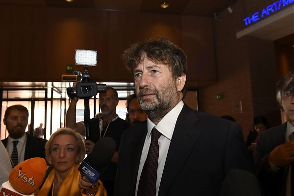 FRANCESCHINI “ACCANTONATA L’IPOTESI DELLA RIMODULAZIONE IVA”