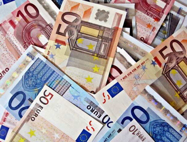BANCHE, PRESTITI IN AUMENTO