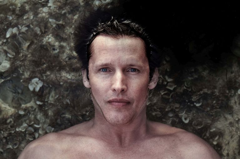JAMES BLUNT TORNA CON “ONCE UPON A MIND”, TRE DATE IN ITALIA A MARZO