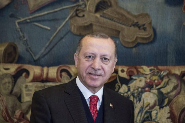 PROFUGHI, ERDOGAN AVVERTE L’EUROPA