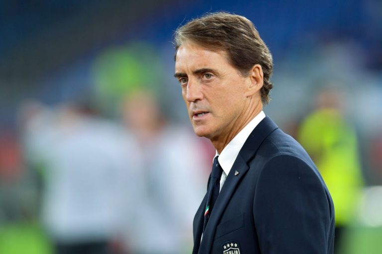L’ITALIA VINCE A VADUZ, MANCINI COME POZZO