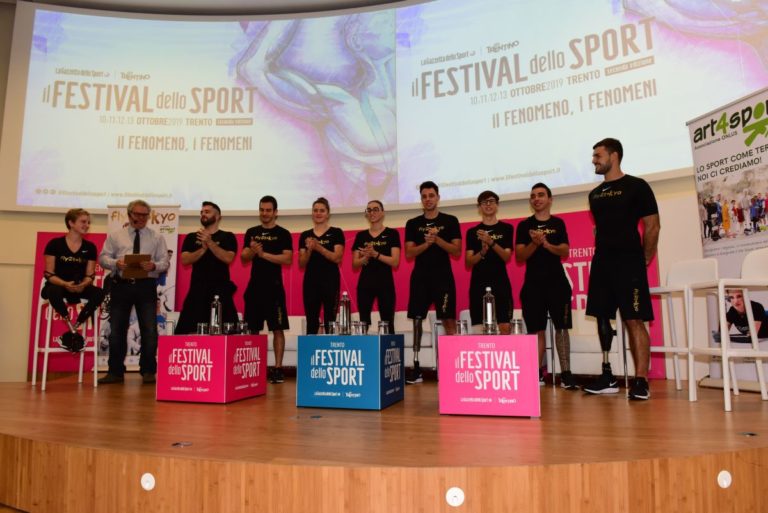 “FLY2TOKYO”: IL SOGNO DI BEBE VIO E LA SUA CREW