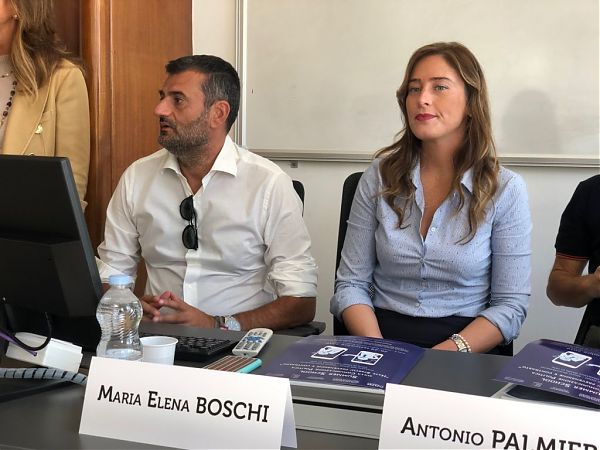 BOSCHI “IO BERSAGLIO DI MESSAGGI ODIO IN POLITICA”