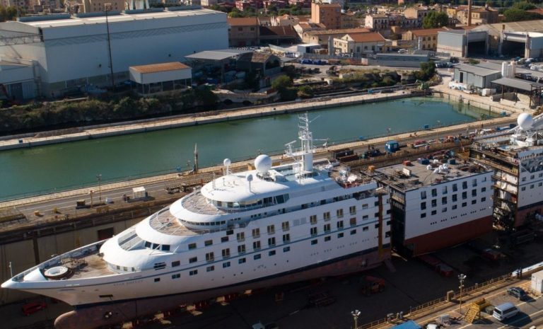 FINCANTIERI ALLUNGA LE NAVI DELLA FLOTTA WINDSTAR