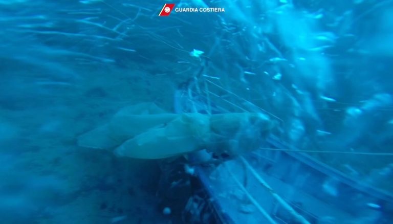 LAMPEDUSA, 16 SUB IMPEGNATI IN RICERCHE