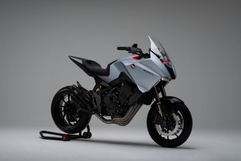 HONDA CB4 X CONCEPT UNA SPORTIVA PER TUTTI I GIORNI