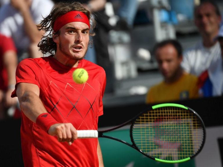 TSITSIPAS IN SEMIFINALE ALLE ATP FINALS DI LONDRA