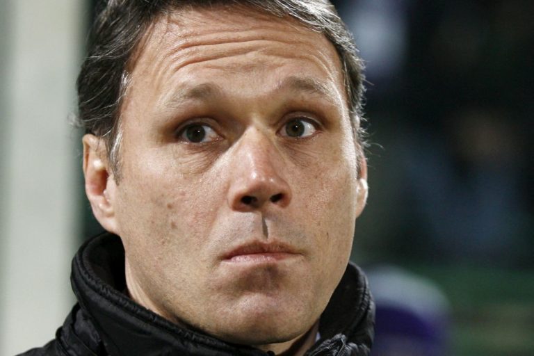 VAN BASTEN NELLA BUFERA PER ESPRESSIONE NAZISTA IN TV